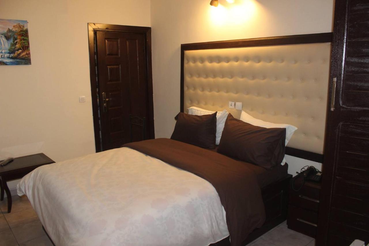 Hotel Saphir Abidjan Eksteriør billede