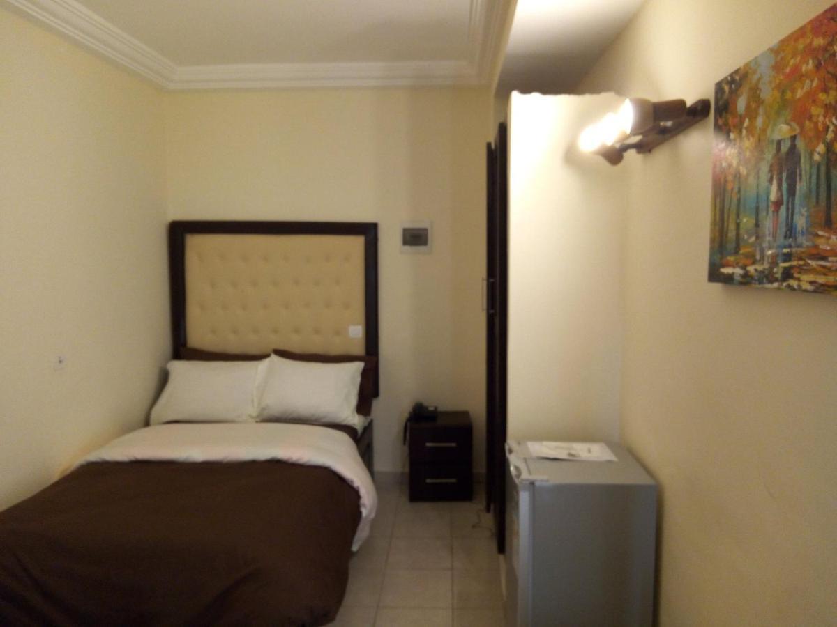 Hotel Saphir Abidjan Eksteriør billede