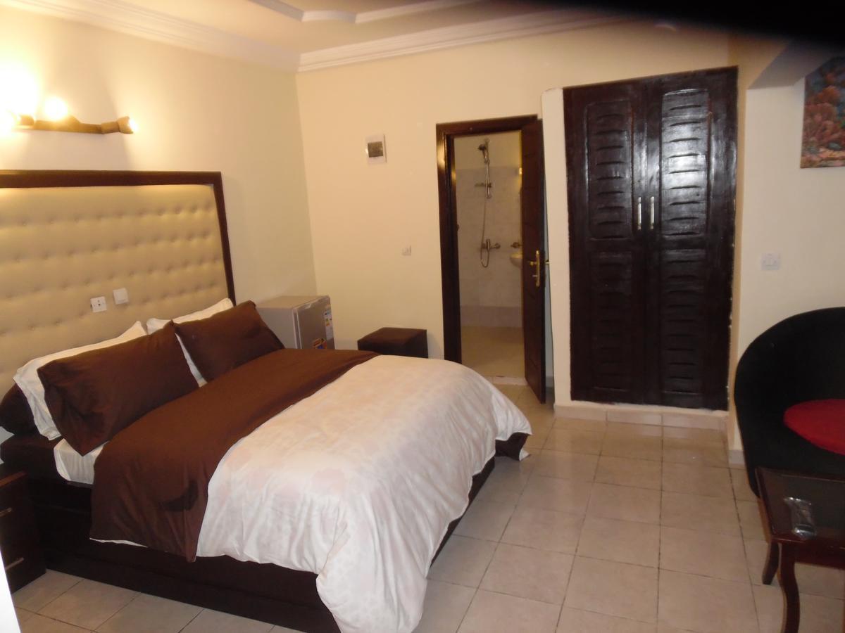 Hotel Saphir Abidjan Eksteriør billede